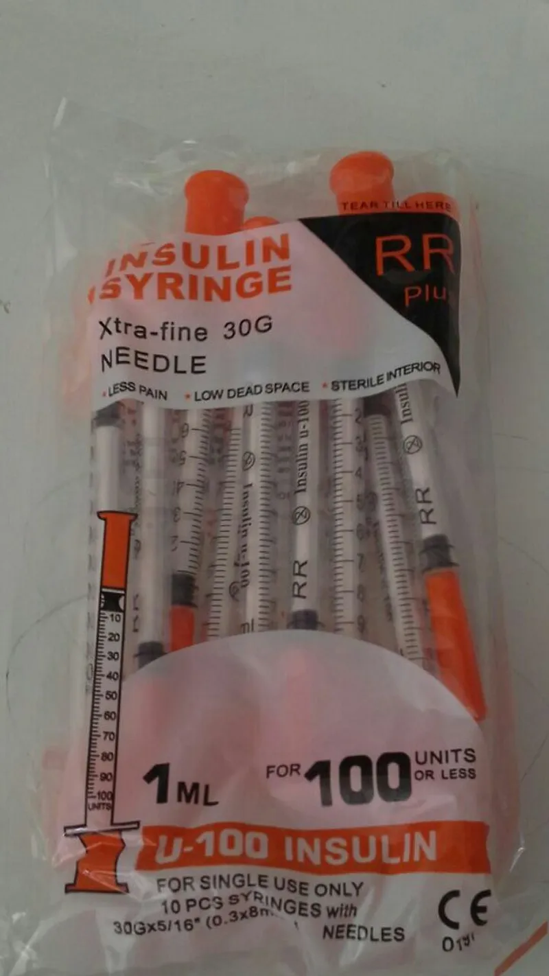 RR PLUS SERINGUES XTRA-FINE 30G NEEDLE 1ML BOITE DE 10