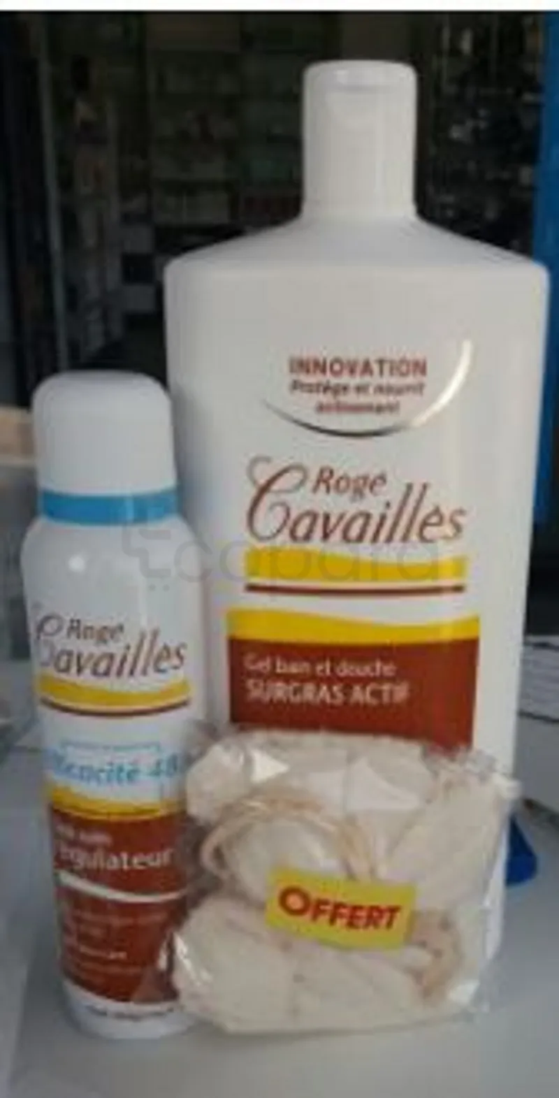 ROGE CAVAILLES PACK GEL BAIN ET DOUCHE SURGRAS ACTIF 750ML + DEO-SOIN REGULATEUR SPRAY 150ML + FLEUR DE DOUCHE BAMBOU OFFERTE