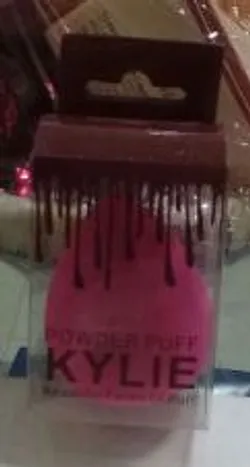 KYLIE POWDER PUFF BEAUTIFUL FACES BEAUTY BLENDER ROSE