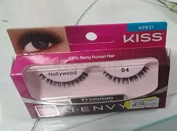 KISS HOLLYWOOD FAUX CILS NUMERO 04 REFERENCE KPE51
