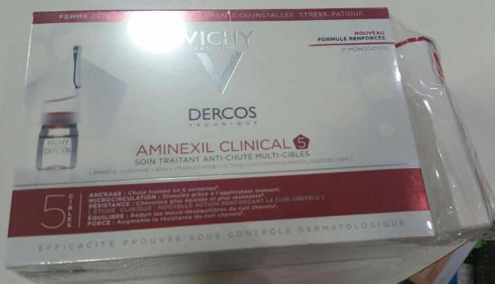 VICHY PACK AMINEXIL CLINICAL 5 FEMME + SHAMPOOING DERCOS ENERGISANT 100ML OFFERT