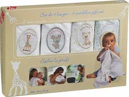 SOPHIE LA GIRAFE SET DE LANGES 4 UNITES REFERENCE 850724