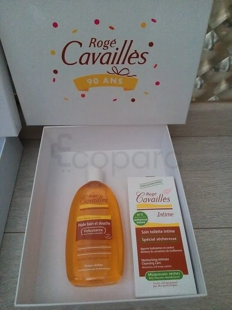 ROGE CAVAILLES PACK 90 ANS HUILE BAIN ET DOUCHE VELOUTANTE 500ML + SOIN TOILETTE INTIME SPECIAL SECHERESSE 500ML
