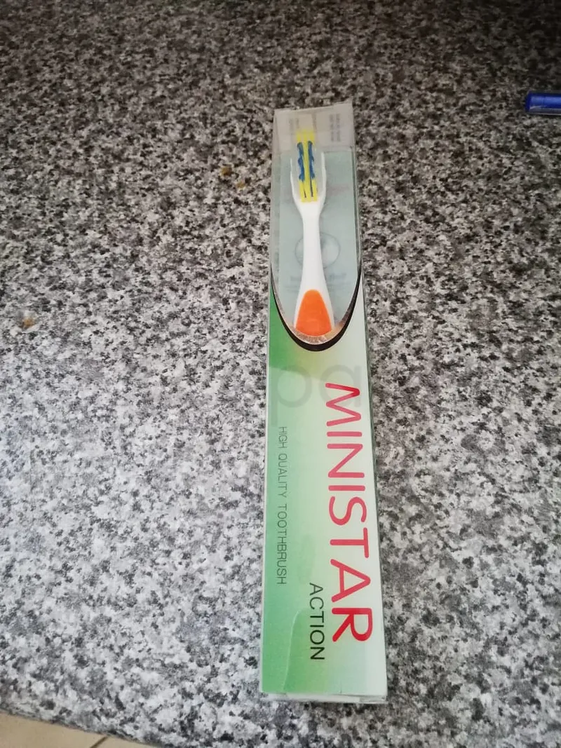 MINISTAR BROSSE A DENTS ACTION