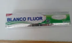 BLANCO FLUOR COMPLETE 8 ACTION WHITE DENTIFRICE 120G
