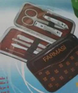 FARMASI KIT MANUCURE PÉDICURE ONGLES 7EN1