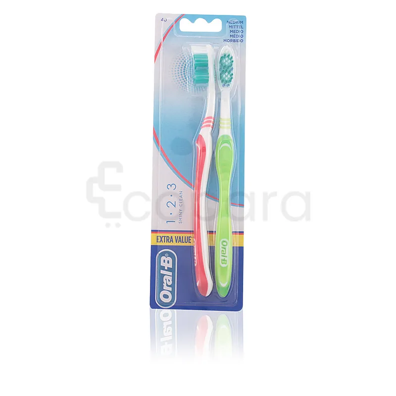 ORAL-B 1.2.3 BROSSES A DENTS MEDIUM CLASSIC CARE BOITE DE 2