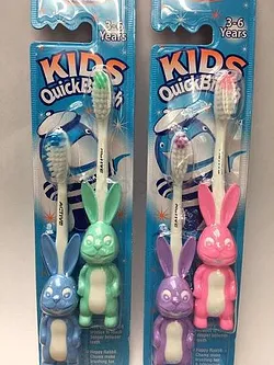 QUICKBRUSH 2 BROSSES A DENTS KIDS 3-6 ANS
