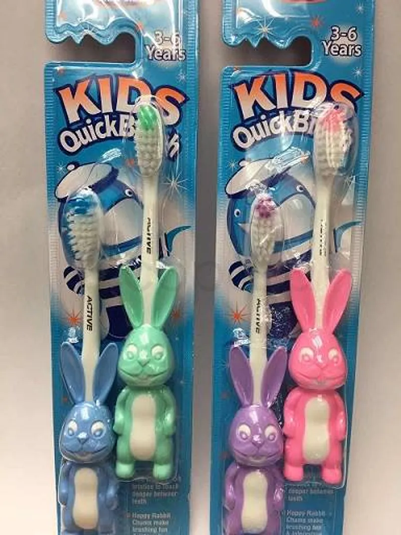 QUICKBRUSH 2 BROSSES A DENTS KIDS 3-6 ANS