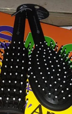 DELIPLUS PACK DEUX BROSSES CHEVEUX