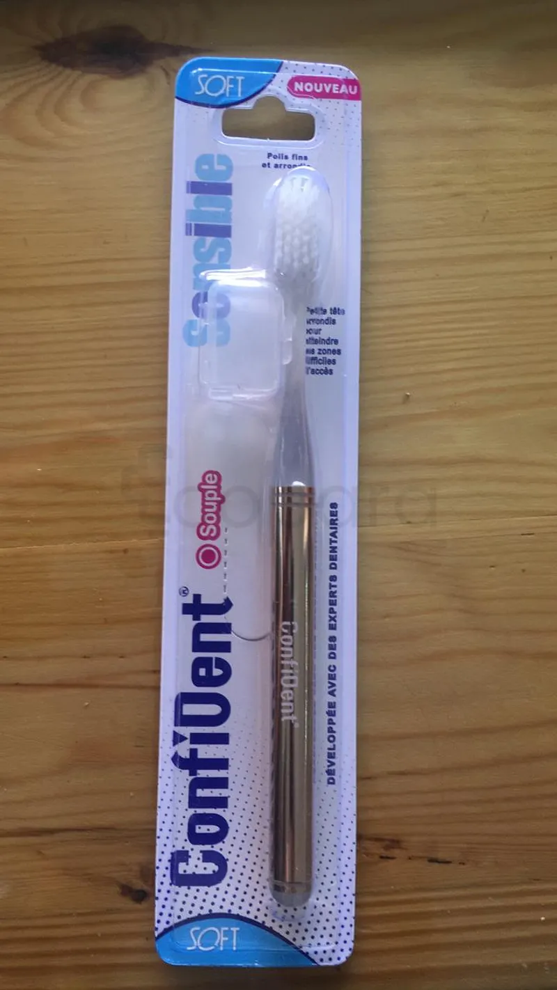 CONFIDENT BROSSE A DENTS SENSIBLE SOUPLE