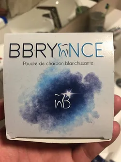 BBRYANCE POUDRE DE CHARBON BLANCHISSANTE NATURELLE 15G
