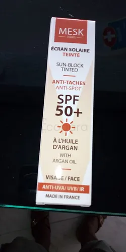 MESK ECRAN SOLAIRE TEINTE À L'HUILE D'ARGAN SPF50+ 50ML