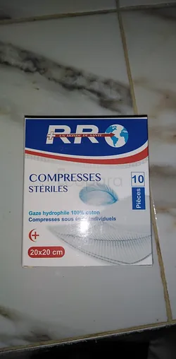 PRO COMPRESSES STERILES 20CM*20CM BOITE DE 10