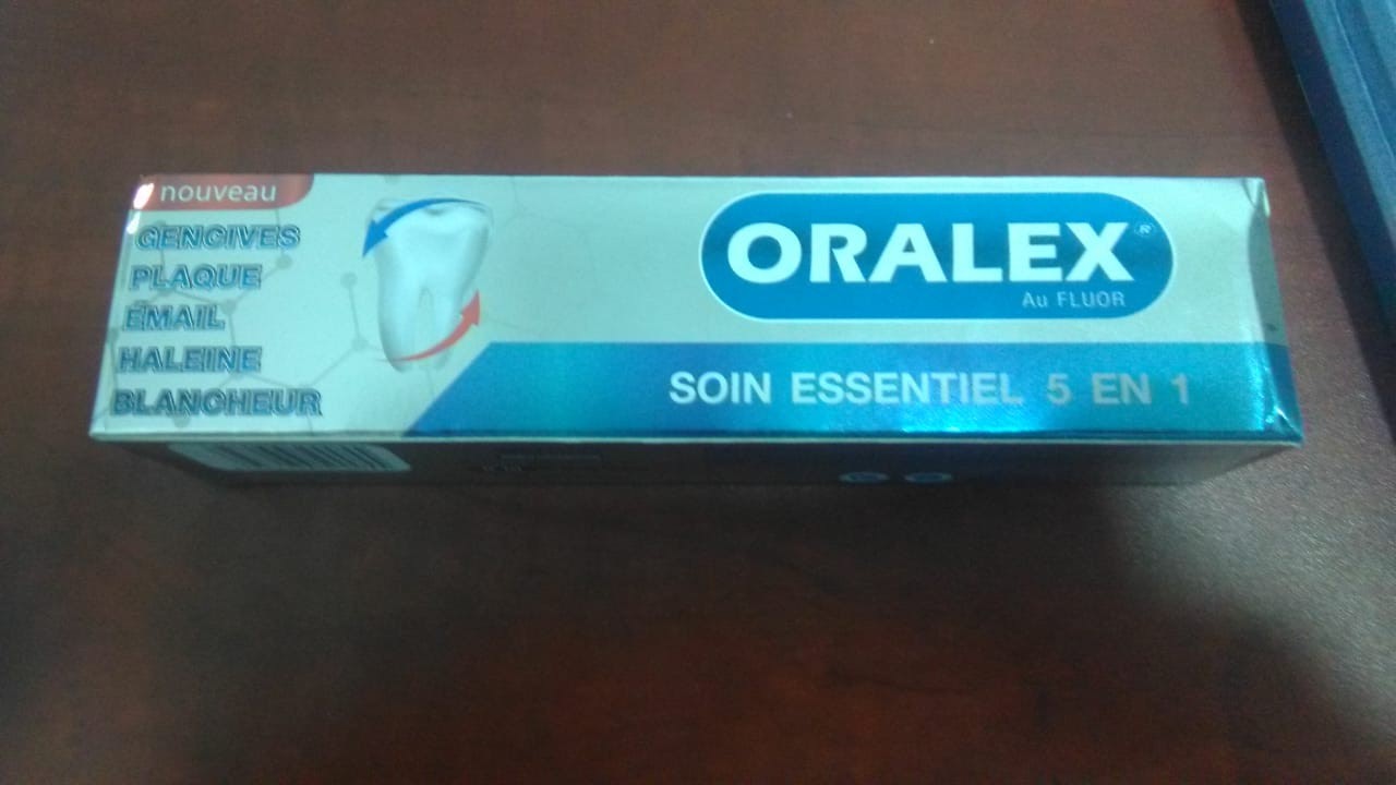 ORALEX DENTIFRICE AU FLUOR SOIN ESSENTIEL 5 EN 1 BLANCHEUR 120G
