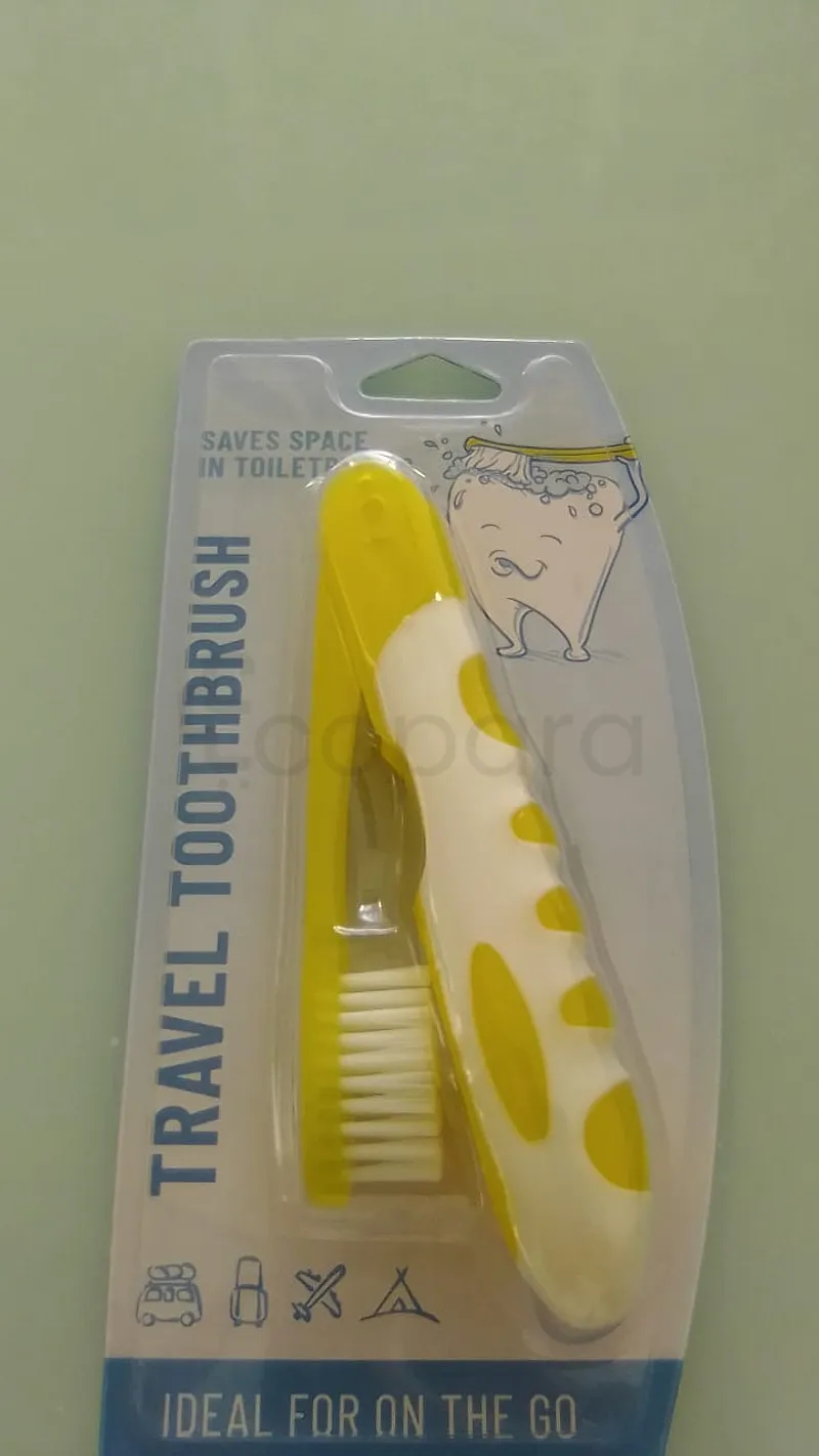 TRAVEL TOOTH BRUSH BROSSE A DENTS