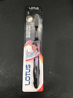 LOTUS BROSSE A DENTS BLACK SOFT BRISTLES REFERENCE L-517BH
