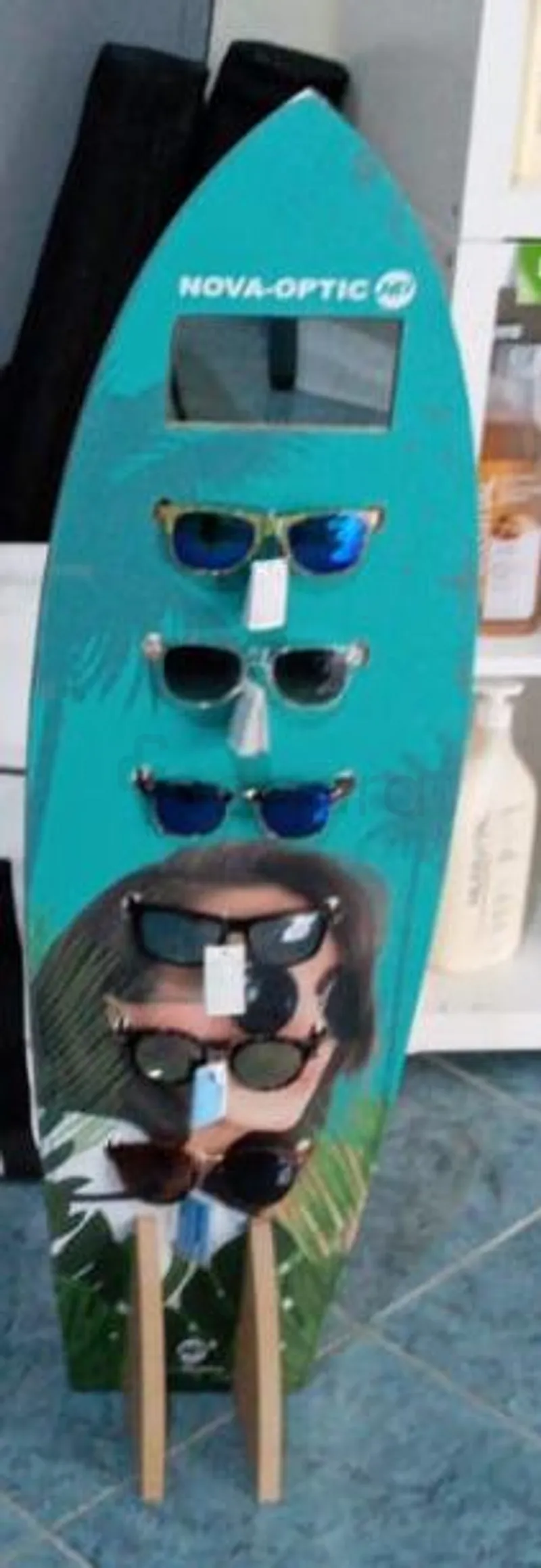 NOVA-OPTIC EXPOSTEUR LUNETTES SOLAIRES DE SURF PETIT MODELE 6 UNITES