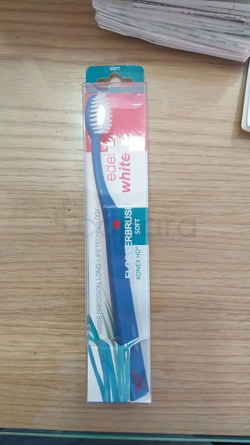 EDEL WHITE BROSSE A DENTS FLOSSERBRUSH SOFT BOX