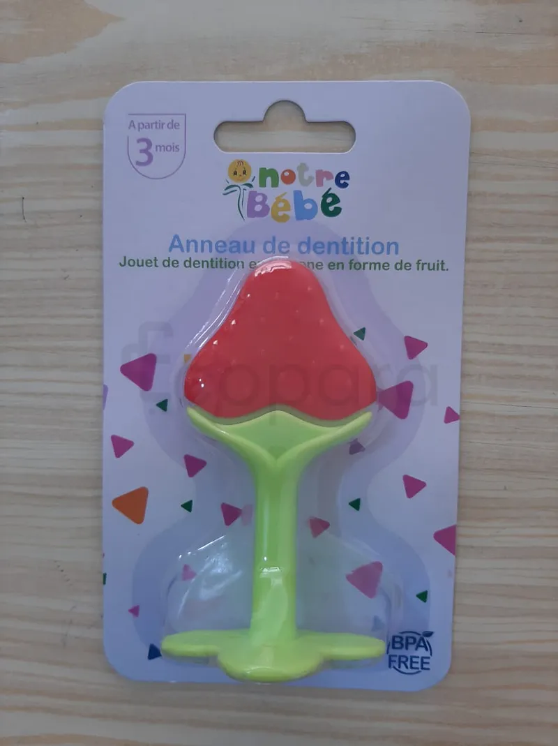 NOTRE BEBE ANNEAU DE DENTITION FRUIT FRAISE REFERENCE BD253B