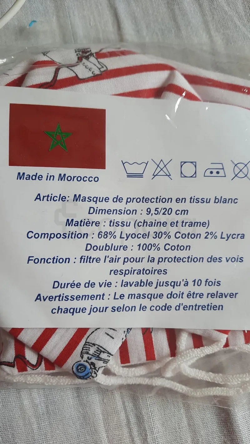 MASQUE DE PROTECTION EN TISSU LAVABLE ROUGE ET BLANC POUR ENFANT