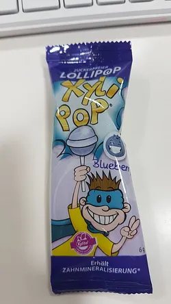 XYLI POP LOLLIPOP SUCETTES MYRTILLE 6G