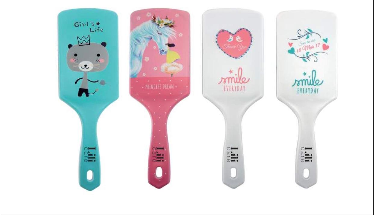 LILI CARE BROSSE A CHEVEUX
