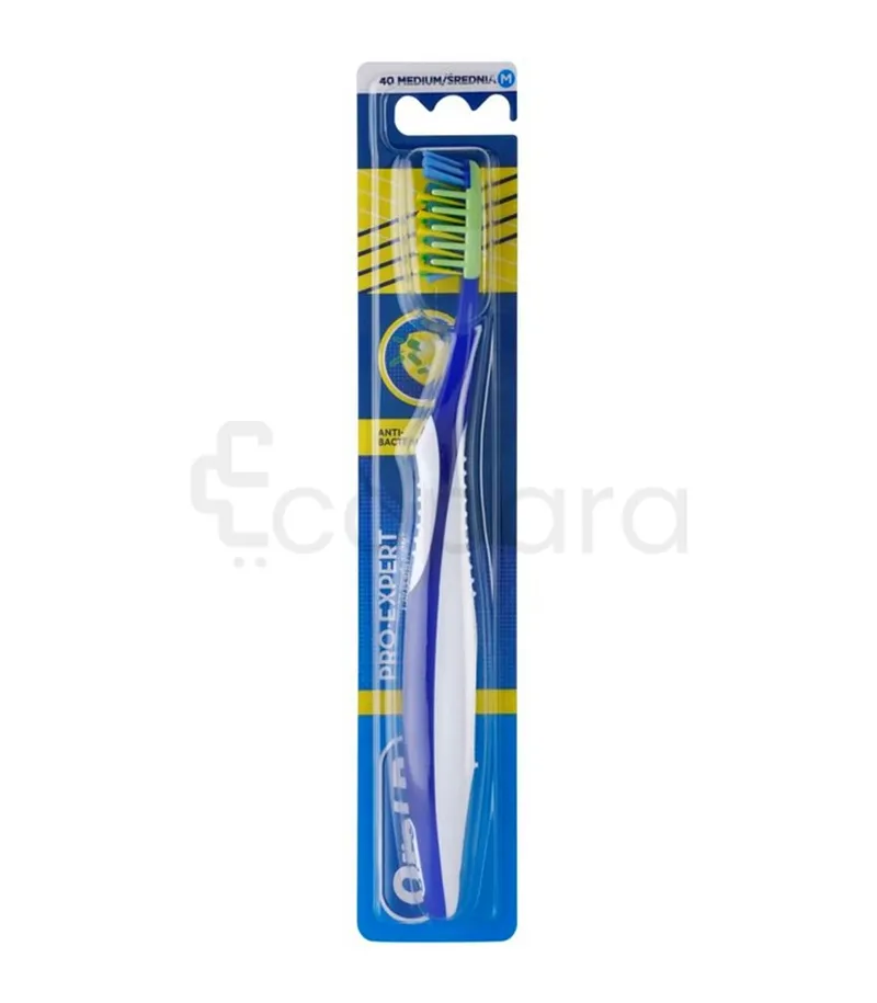 ORAL-B BROSSE A DENTS ANTI BAC 40 MEDIUM