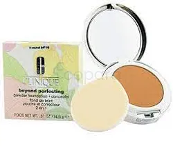 CLINIQUE BEYOND PERFECTING NUMERO 09 NEUTRAL