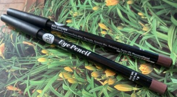 NICKAK EYE PENCIL BROWN REFERENCE A02