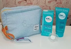 BIODERMA ABCDERM TROUSSE BEBE ABCDERM CHANGE INTENSIF 75G + ABCDERM GEL MOUSSANT 200ML + SUCETTE OFFERTE + TROUSSE OFFERTE