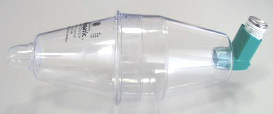 VOLUMATIC INHALATEUR AEROSOL