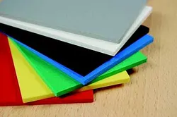 PLAQUE EN POLYPROPYLENE 30/30